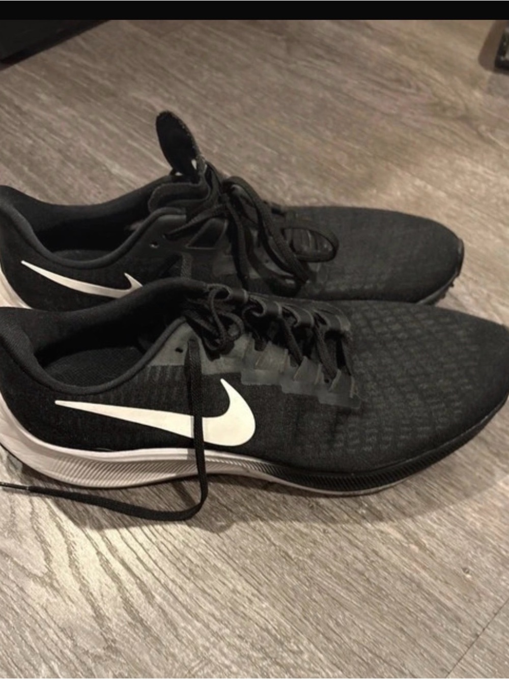 Nike Pegasus Black and White Men's Athletic Running Shoes